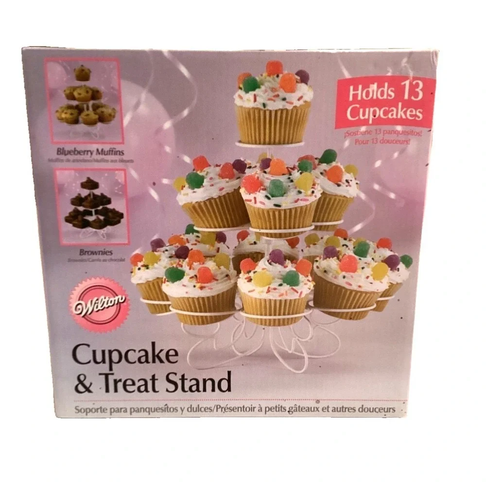 Cupcake and Treat Stand by Wilton - Holds 13 Cupcakes/Muffins. White. New in box